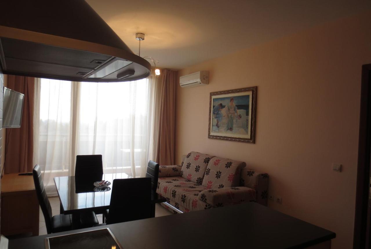 Fantasy Apartments Saint Constantine And Helena Resort Sweti Konstantin i Sweta Elena Zewnętrze zdjęcie