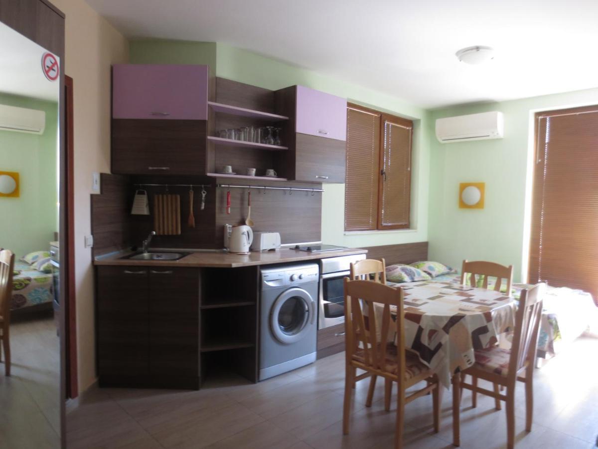 Fantasy Apartments Saint Constantine And Helena Resort Sweti Konstantin i Sweta Elena Zewnętrze zdjęcie